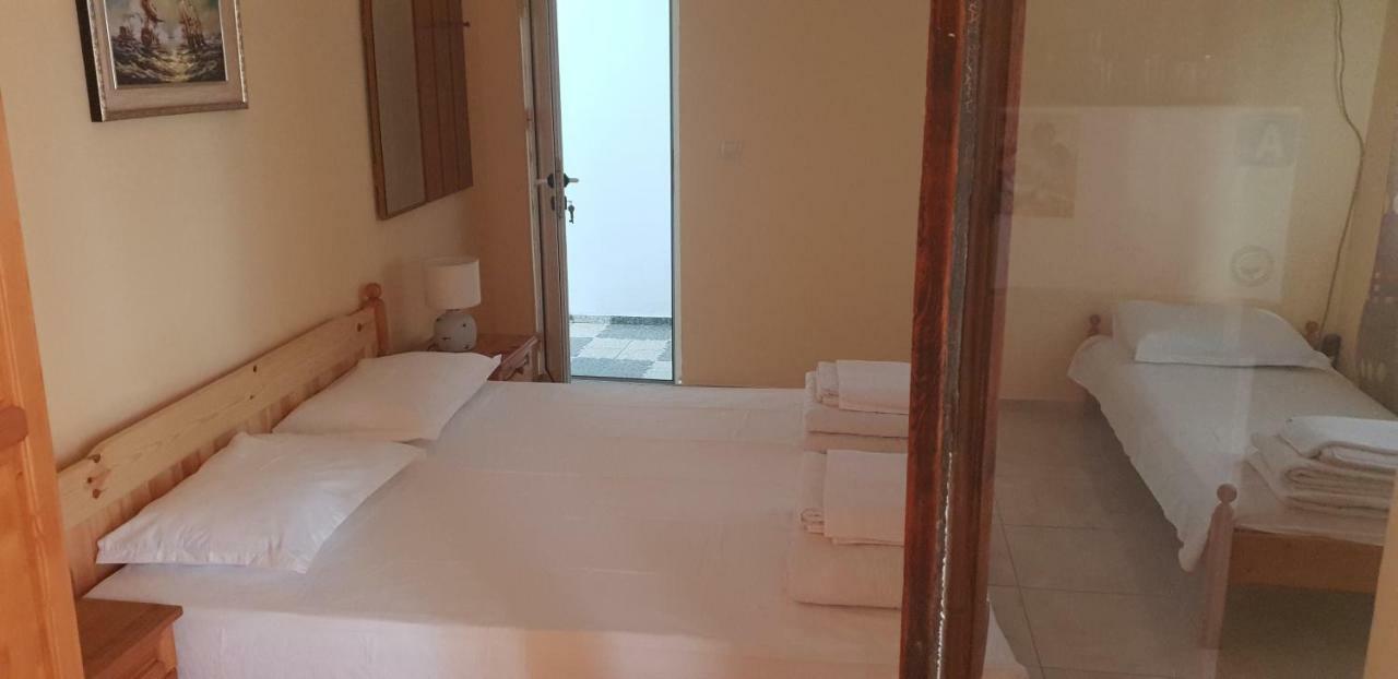 Свети Никола Hotell Sinemoretz Eksteriør bilde